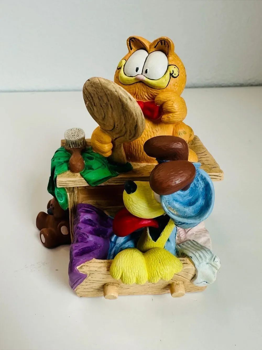 Danbury Mint Garfield "Here's Lookin' At Me" Figurine By Jim Davis 1993